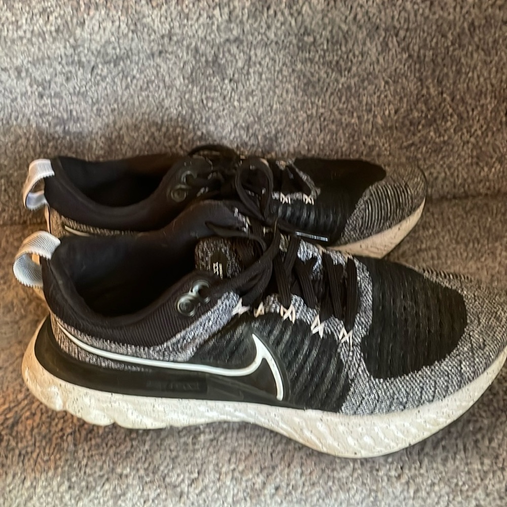 Women’s Nike Sneakers